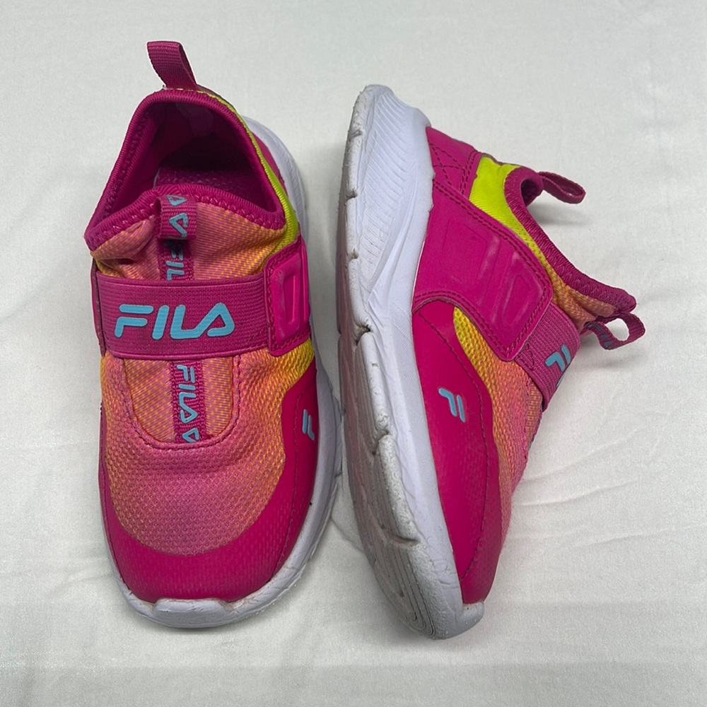 Toddler Fils pink shoes